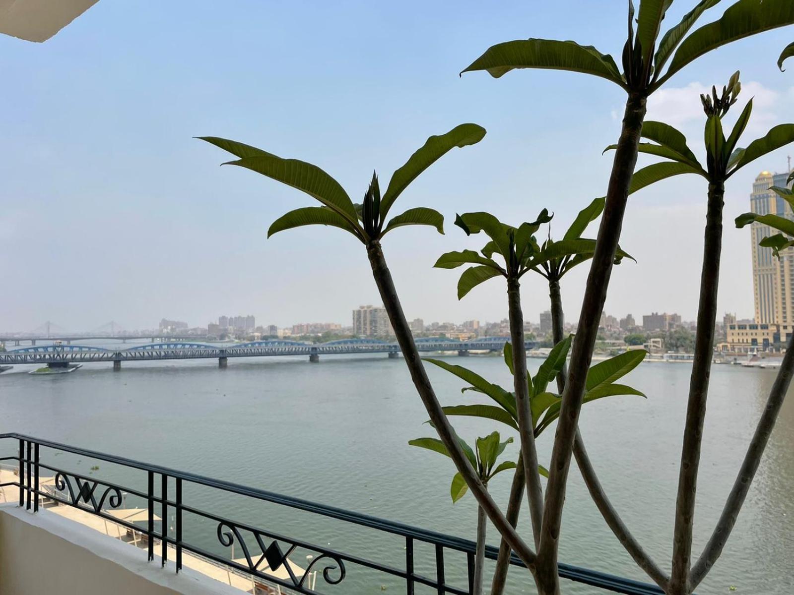 Luxury On The Nile - Zamalek Apartments El El Cairo Exterior foto